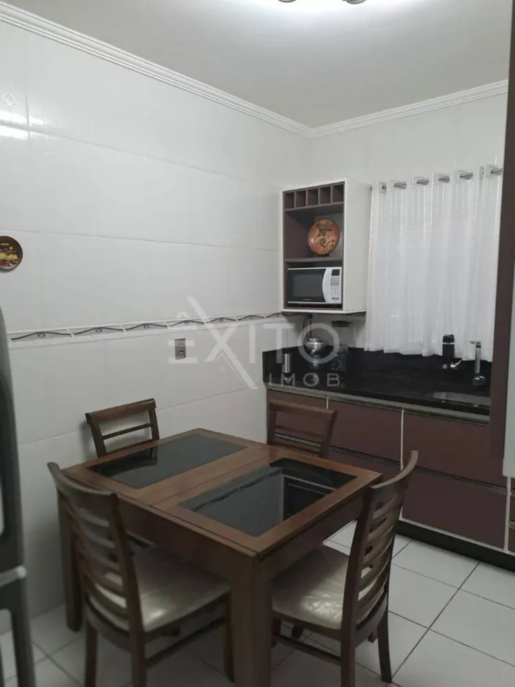 Casa, 3 quartos, 125 m² - Foto 2