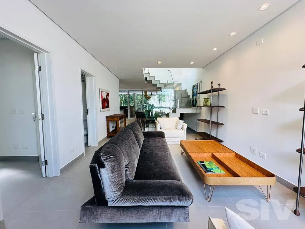 Sala-Conjunto, 310 m² - Foto 1