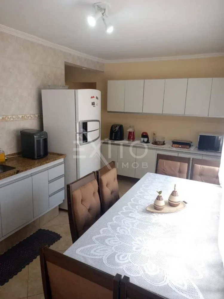 Casa, 3 quartos, 133 m² - Foto 1