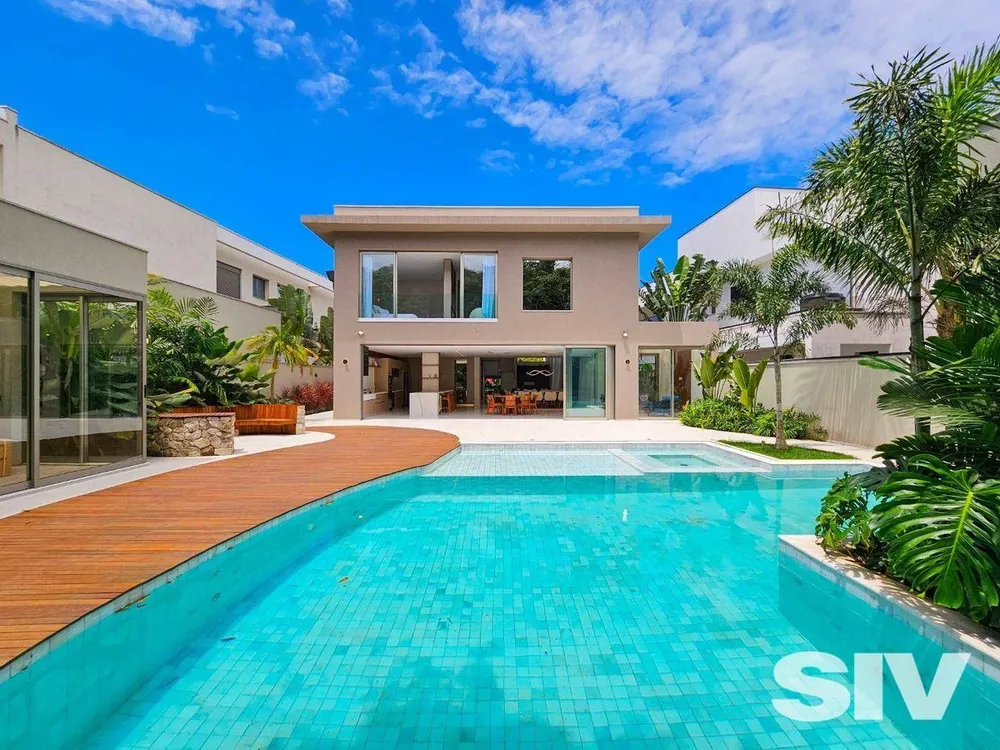 Casa, 7 quartos, 611 m² - Foto 1