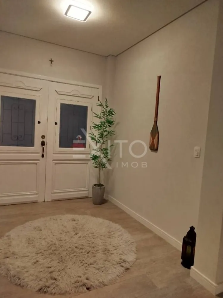 Casa, 3 quartos, 350 m² - Foto 1