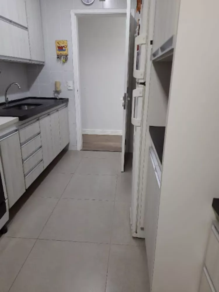 Apartamento à venda com 3 quartos, 139m² - Foto 6