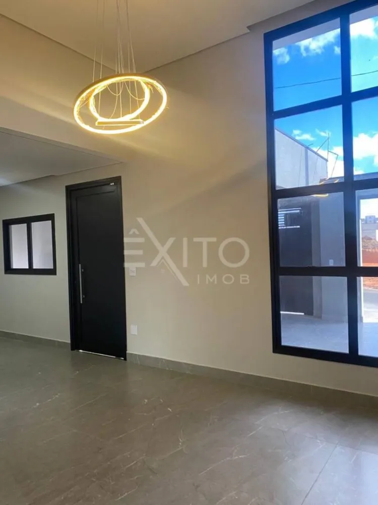 Casa, 3 quartos, 124 m² - Foto 2