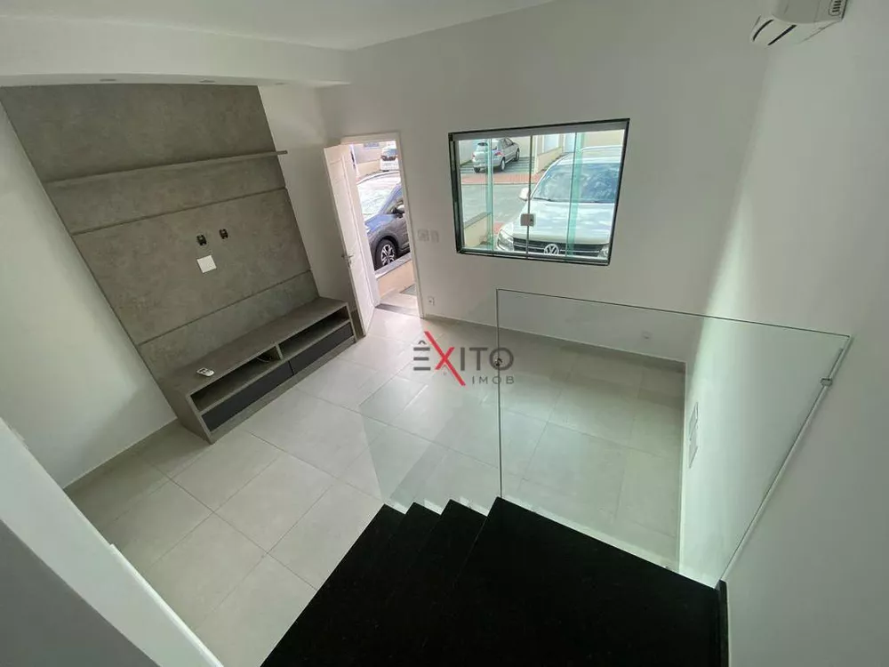 Casa de Condomínio à venda com 3 quartos, 105m² - Foto 2