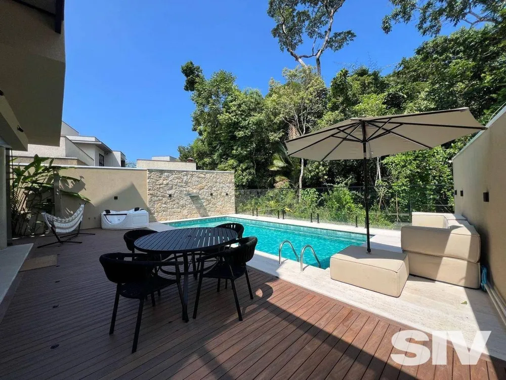 Casa, 5 quartos, 395 m² - Foto 1