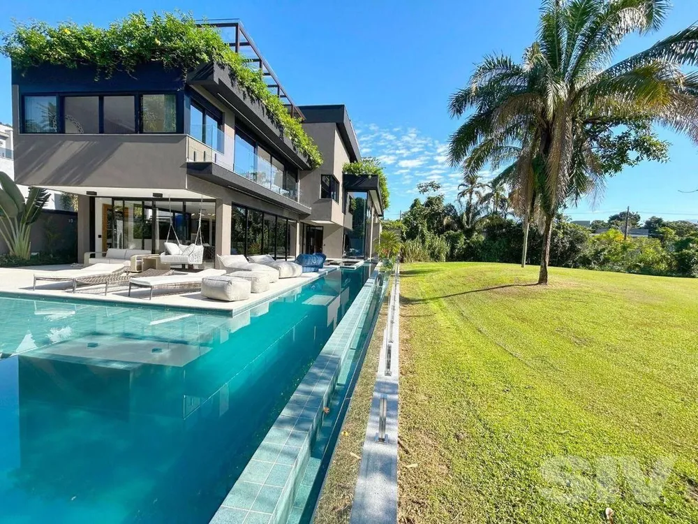 Casa, 6 quartos, 727 m² - Foto 1