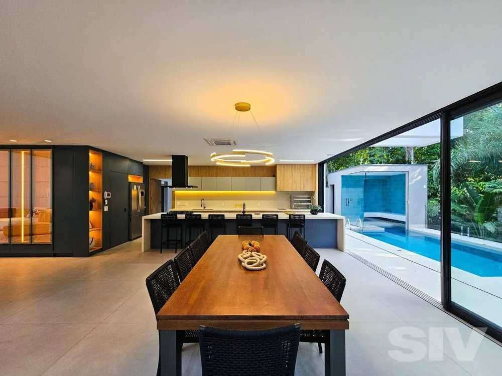 Casa, 5 quartos, 469 m² - Foto 1