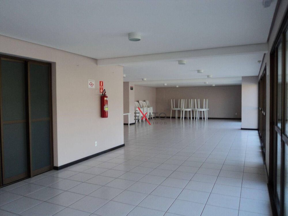 Apartamento para alugar com 3 quartos, 92m² - Foto 5
