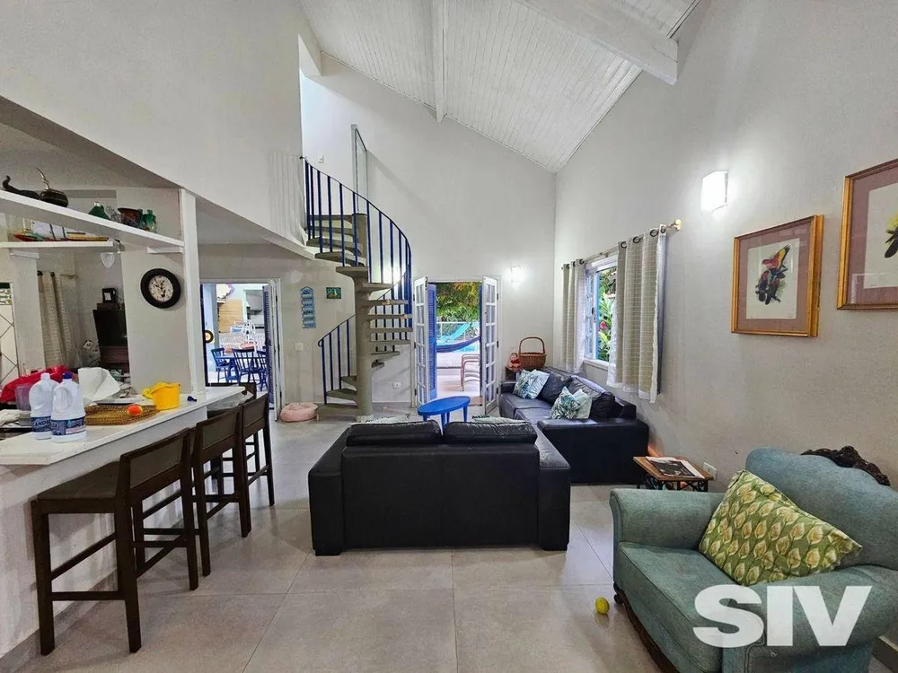 Casa, 5 quartos, 255 m² - Foto 4