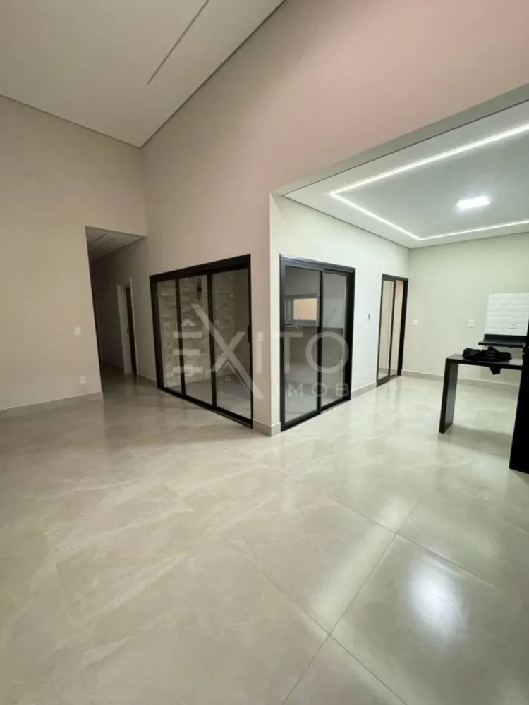 Casa, 3 quartos, 104 m² - Foto 1