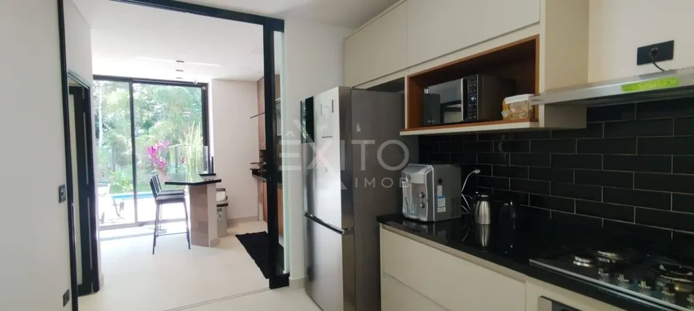 Casa de Condomínio, 4 quartos - Foto 1