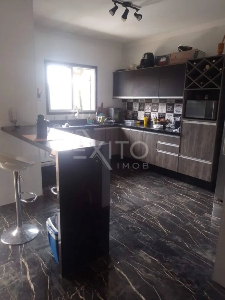 Casa, 3 quartos, 200 m² - Foto 3