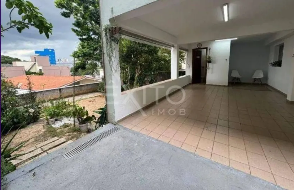 Casa, 3 quartos, 221 m² - Foto 2