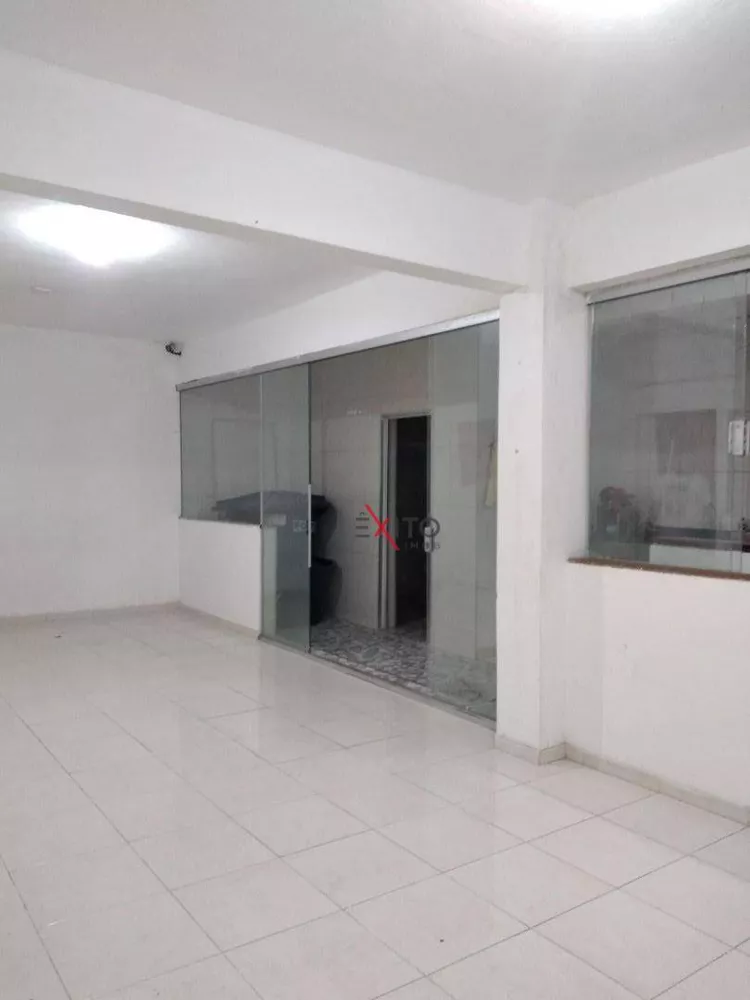 Casa, 3 quartos, 250 m² - Foto 4