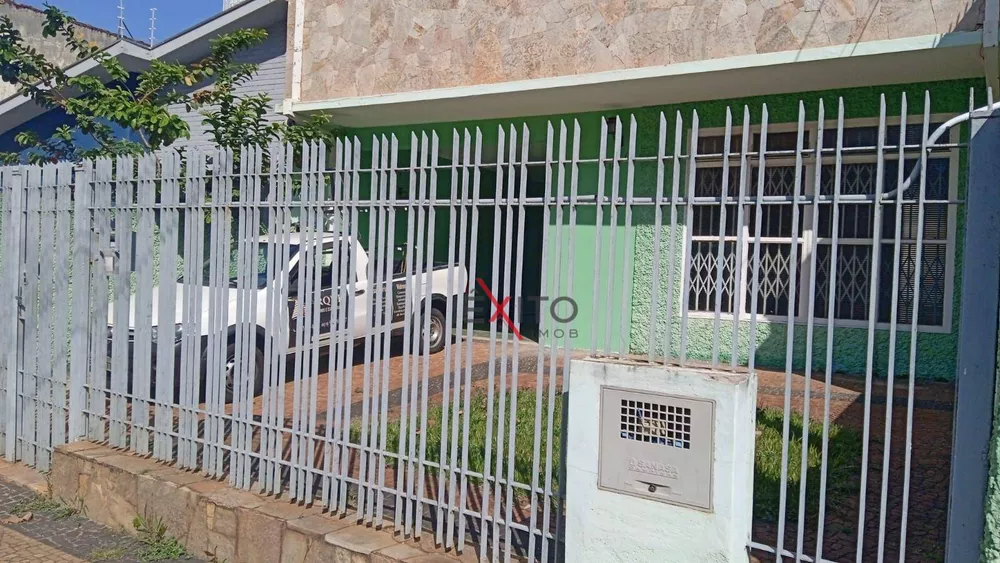 Casa à venda com 7 quartos, 200m² - Foto 4