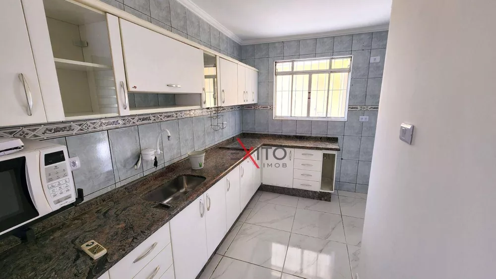 Casa à venda com 2 quartos, 162m² - Foto 2