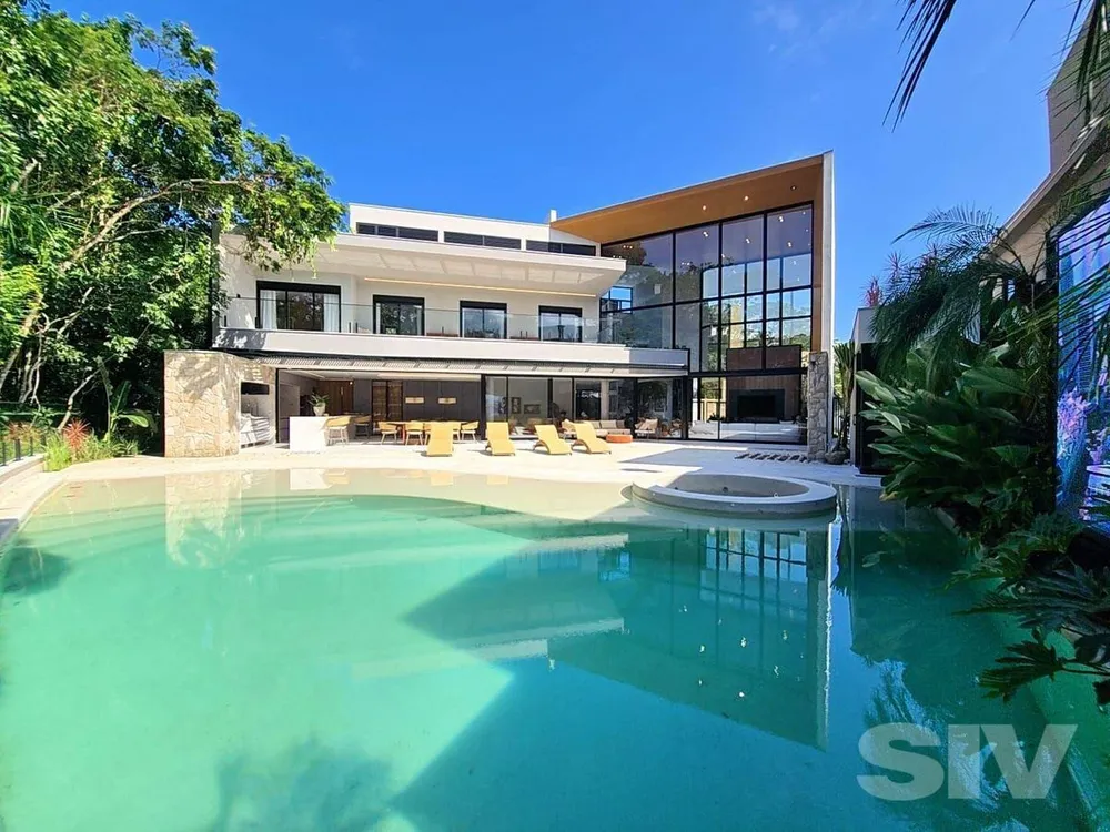 Casa, 6 quartos, 627 m² - Foto 1