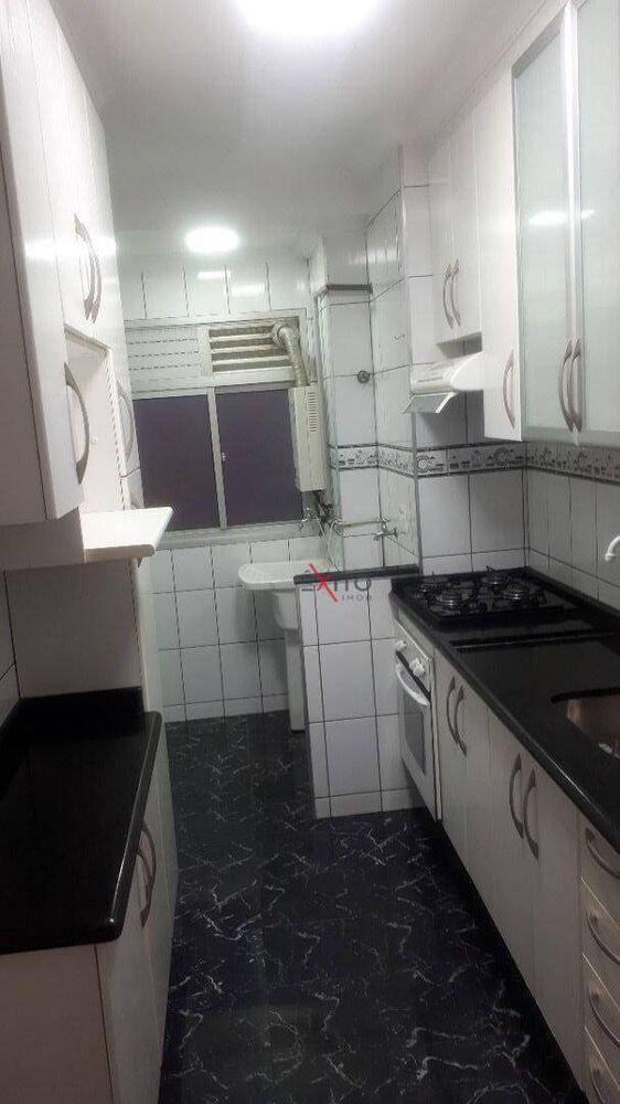 Apartamento para alugar com 3 quartos, 64m² - Foto 8
