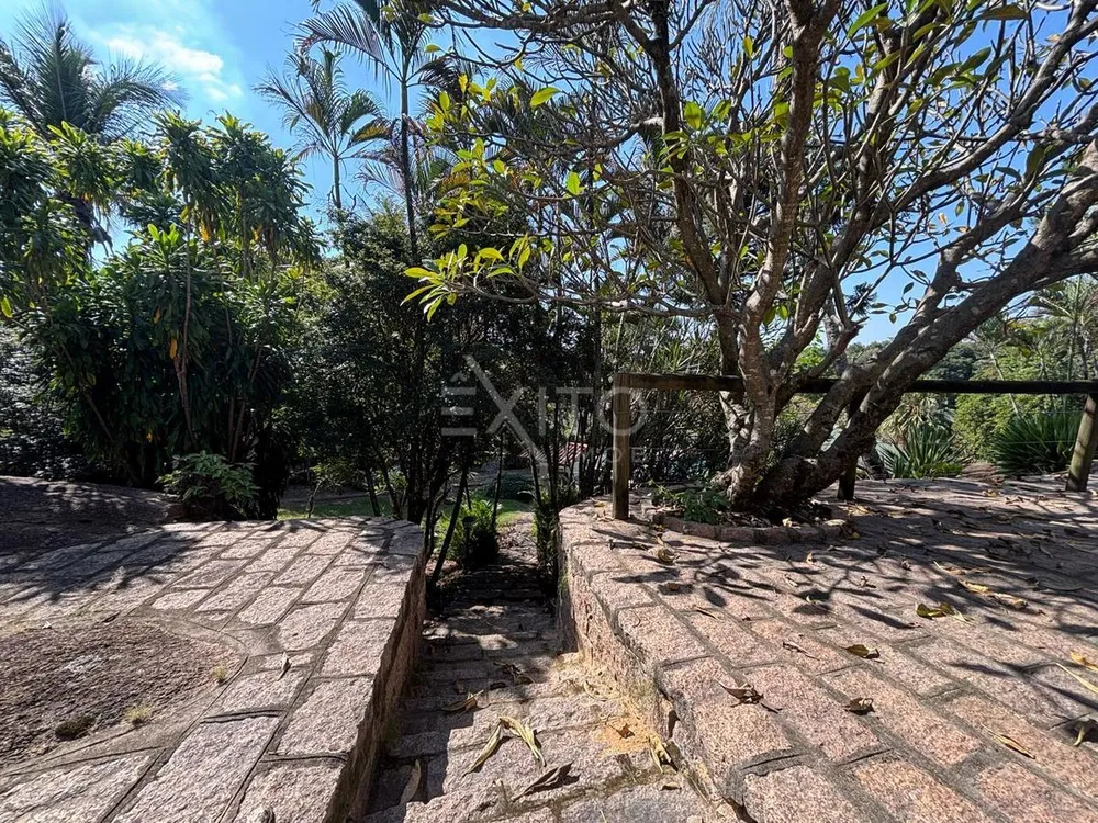 Chácara, 4 quartos, 560 m² - Foto 1