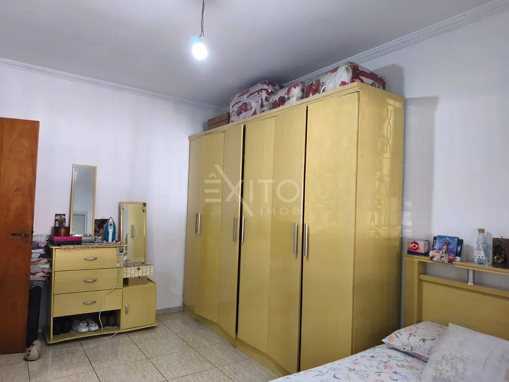 Casa, 2 quartos, 309 m² - Foto 2