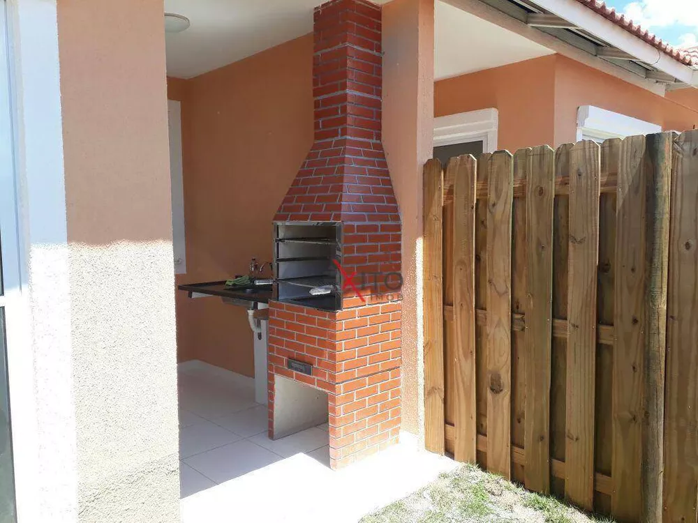 Casa de Condomínio à venda com 2 quartos, 70m² - Foto 1