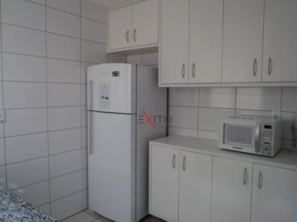 Apartamento para alugar com 3 quartos, 92m² - Foto 2