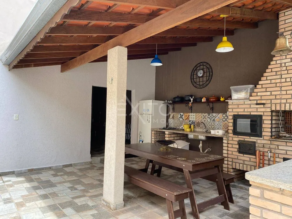 Casa, 2 quartos, 275 m² - Foto 1