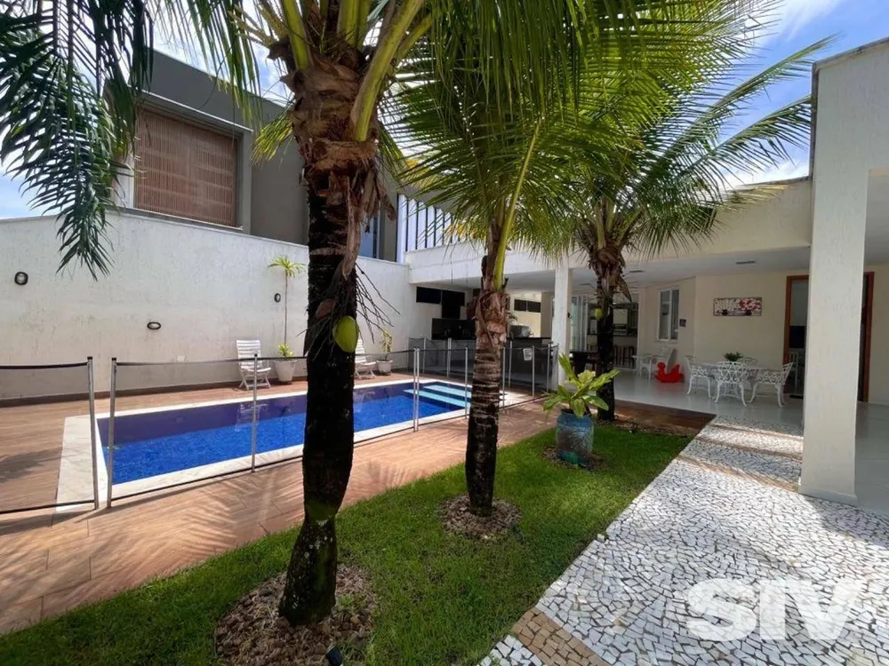 Casa, 4 quartos, 276 m² - Foto 1