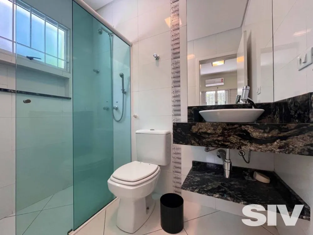 Casa, 4 quartos, 276 m² - Foto 8