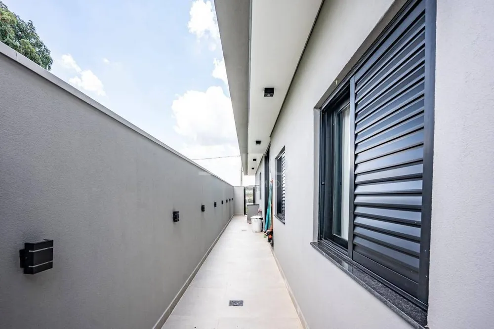 Casa, 4 quartos, 218 m² - Foto 3
