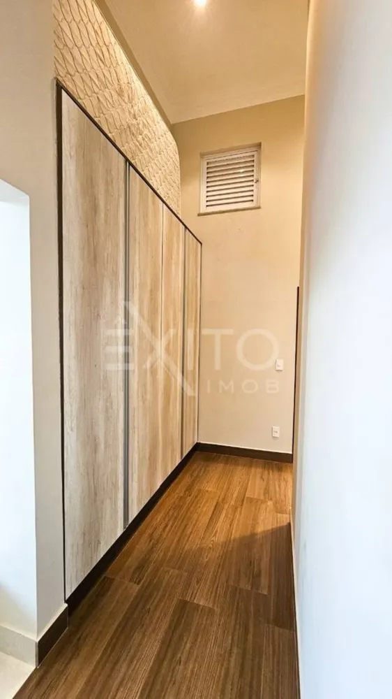 Casa, 3 quartos, 303 m² - Foto 4