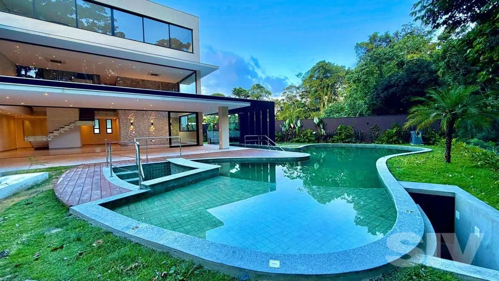 Casa, 7 quartos, 940 m² - Foto 1