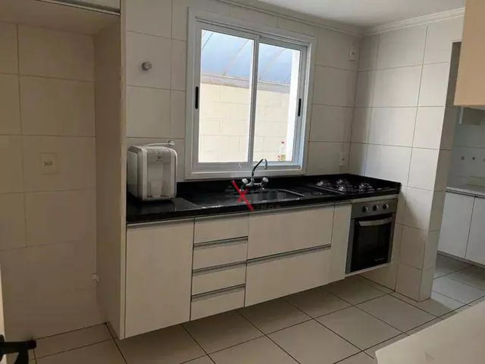 Casa de Condomínio para alugar com 3 quartos, 120m² - Foto 4