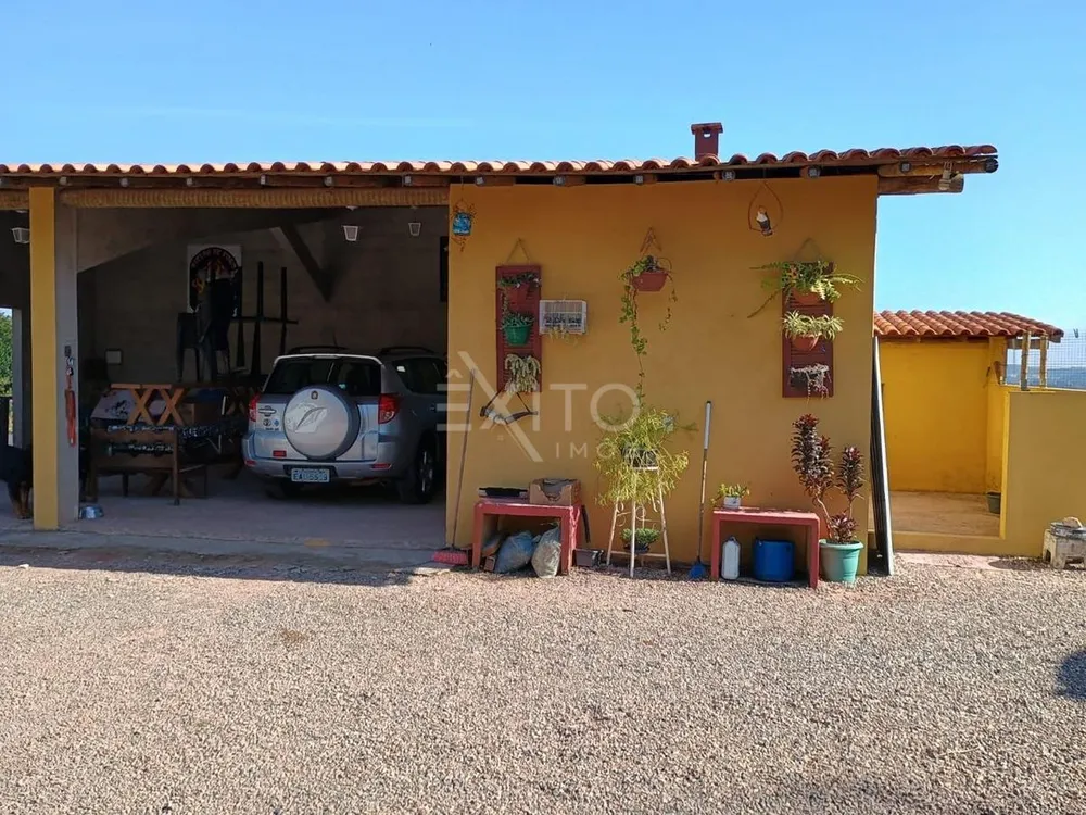 Chácara, 2 quartos, 2100 m² - Foto 2
