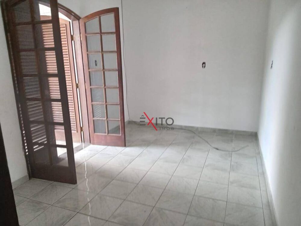 Casa, 2 quartos, 290 m² - Foto 4