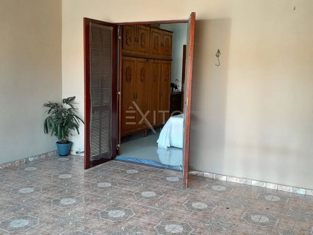 Casa, 3 quartos, 250 m² - Foto 5