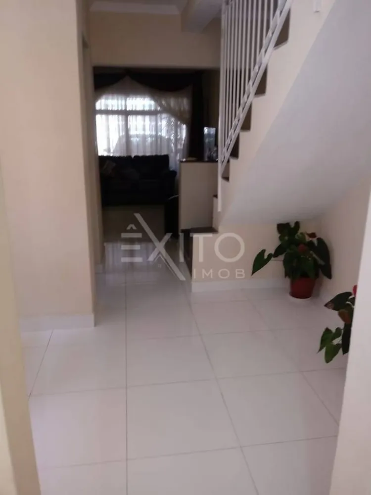 Casa, 3 quartos, 250 m² - Foto 11