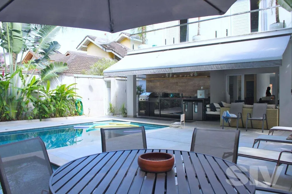 Casa, 4 quartos, 300 m² - Foto 1