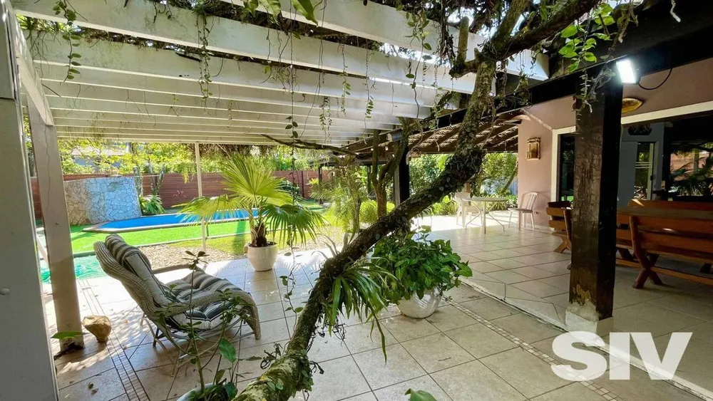 Casa, 4 quartos, 263 m² - Foto 4
