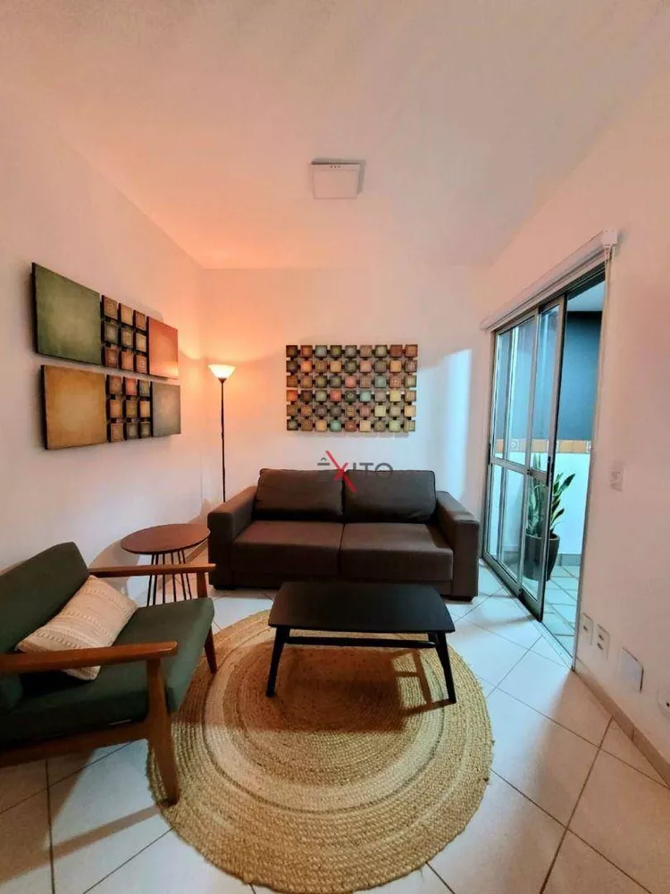 Apartamento à venda com 2 quartos, 60m² - Foto 2