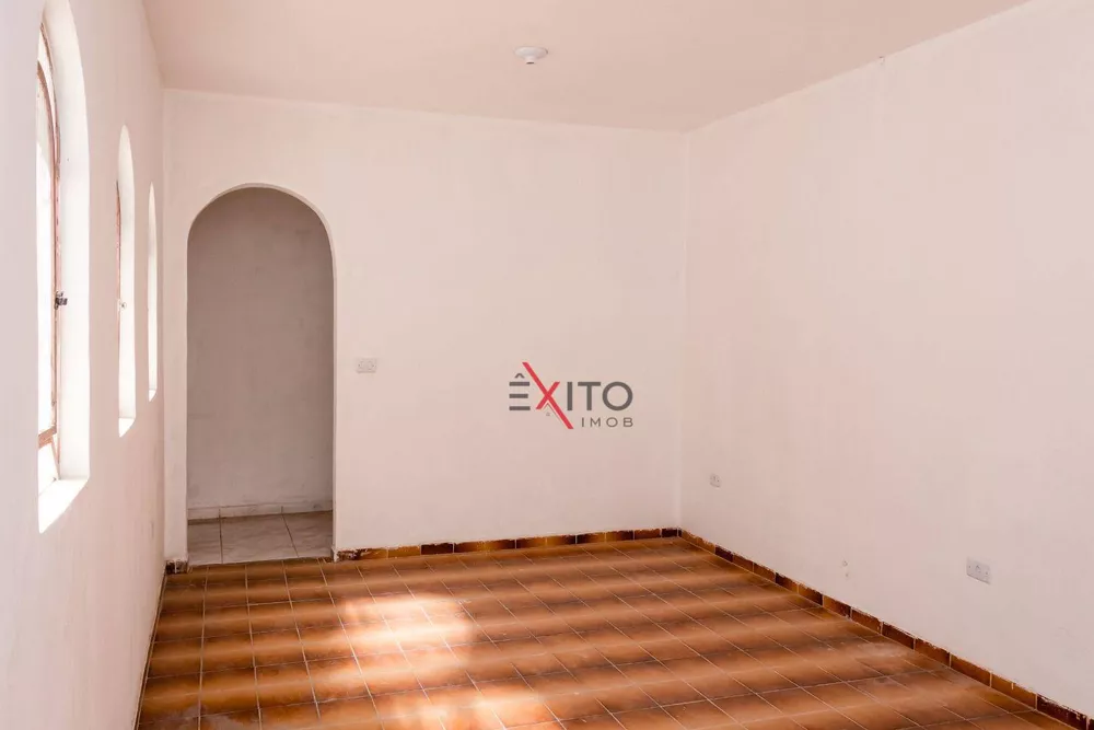 Casa à venda com 2 quartos, 150m² - Foto 3