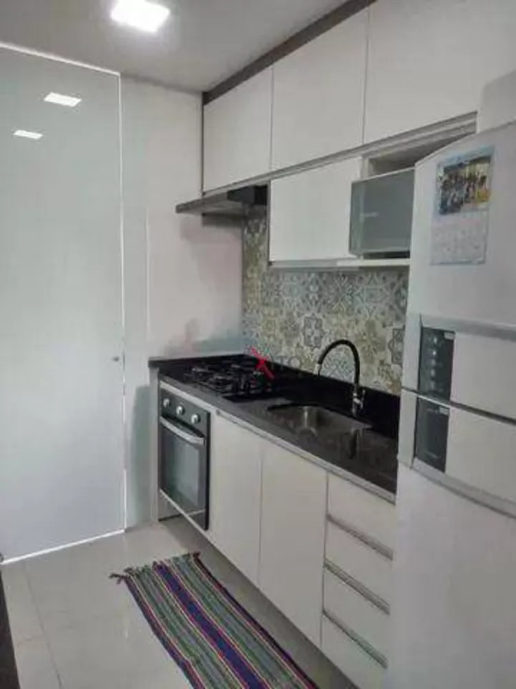 Apartamento à venda com 2 quartos, 50m² - Foto 2