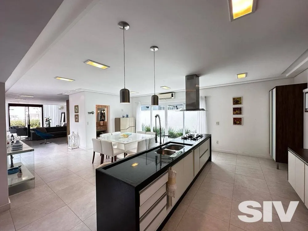 Casa, 5 quartos, 320 m² - Foto 5