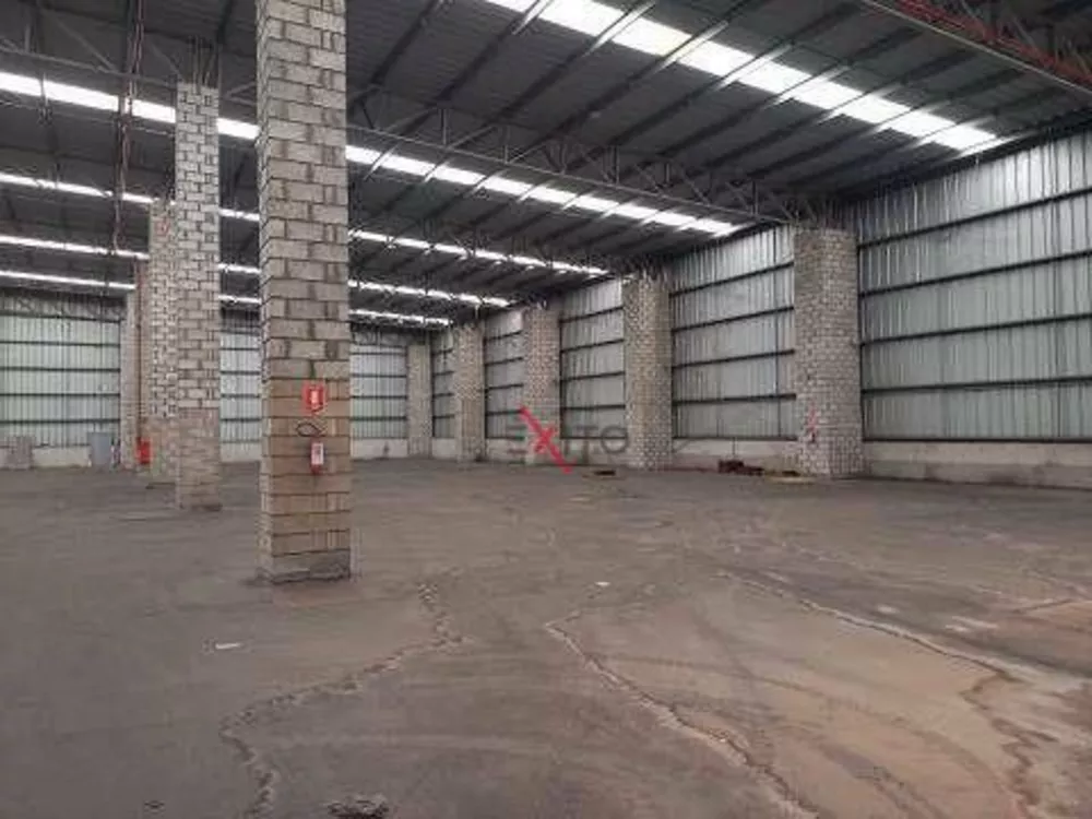 Depósito-Galpão-Armazém para alugar, 4000m² - Foto 1