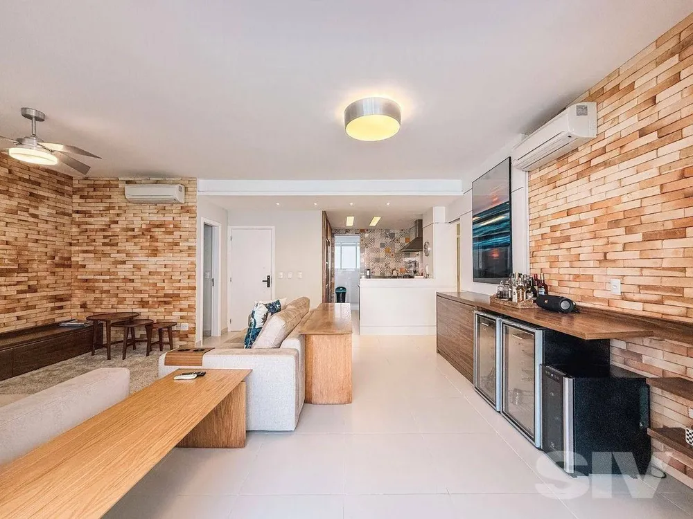 Apartamento, 3 quartos, 161 m² - Foto 1