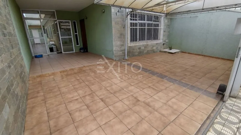 Casa, 2 quartos, 200 m² - Foto 1