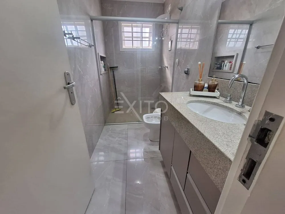 Casa, 3 quartos, 200 m² - Foto 8
