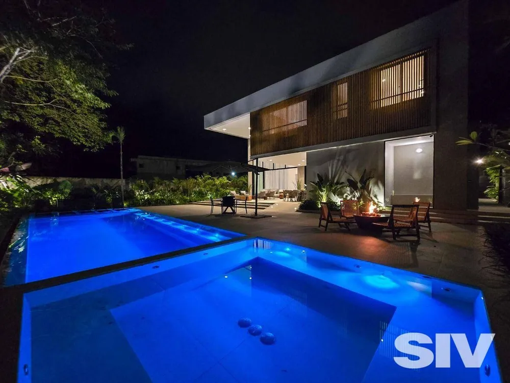 Casa, 8 quartos, 649 m² - Foto 1