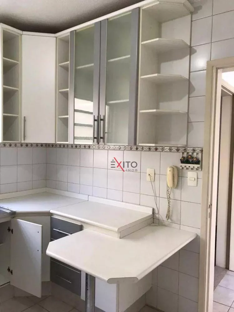 Apartamento à venda com 2 quartos, 58m² - Foto 3