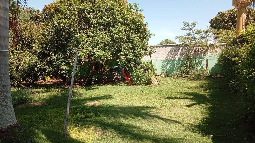 Casa à venda com 3 quartos, 234m² - Foto 8